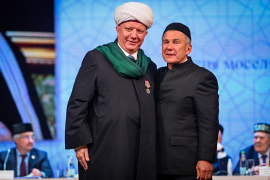 Президент Татарстана наградил Альбира хазрата Крганова государственной наградой Республики Татарстан