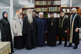 По приглашению муфтия Луганской Народной Республики в Луганской соборной мечети состоялся визит делегации Северодонецкой епархии